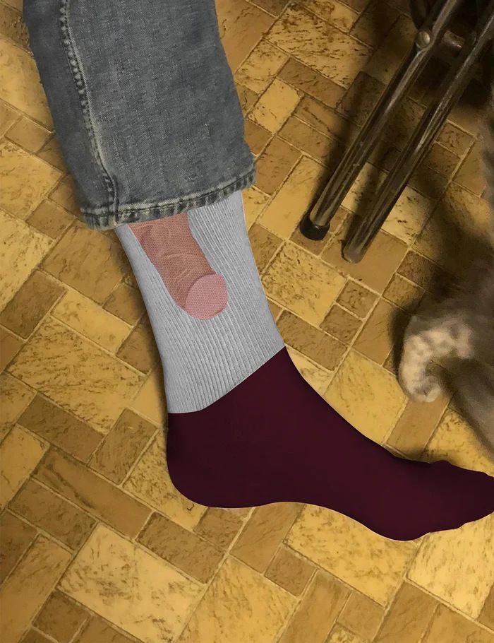 Unisex "Show Off" Socks