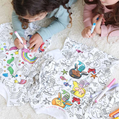 🛏️ CHRISTMAS PRE-SALE 50% OFF! ✨ DIY Cartoon Colorable Pajamas for Kids - Washable Fabric with 10 Non-Toxic Markers for Creative Fun 🎨👧
