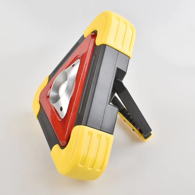 🔥2026 New Arrival🔥 3-IN-1 Solar Emergency Triangle Warning Light at the Roadside