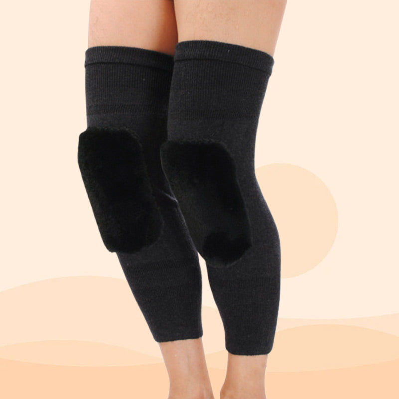 🔥 BUY 2 GET 1! ❄️ UNIVERSAL KNEE PADS - Thickened Faux Fur & Cold Protection, Flexible Fit for Outdoor Work and Winter Sports, Comfortable Wear 🌨️👷