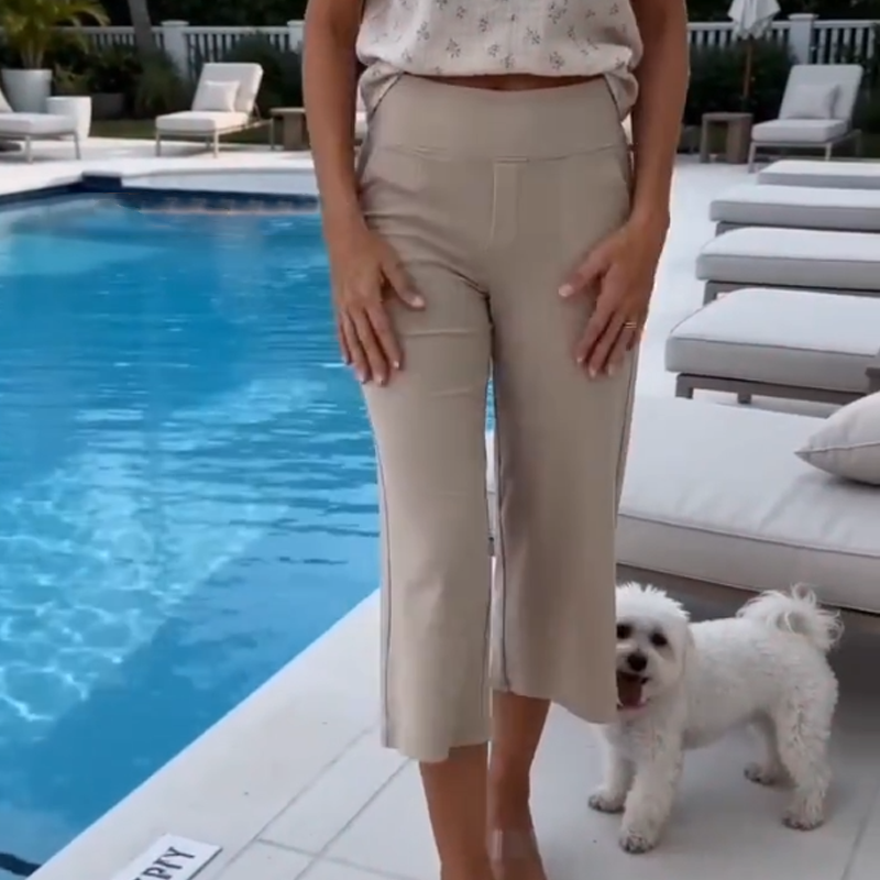 Women's Stretchy Wide-Leg Capri Pants with Pockets