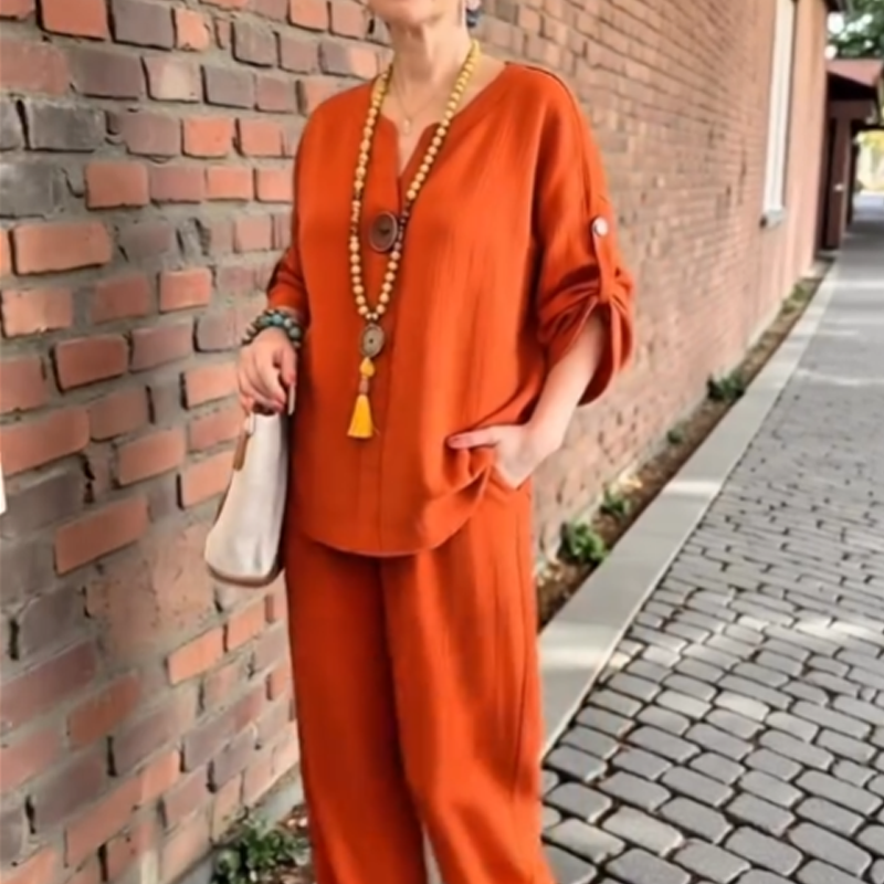 Women's Comfortable Roll-Tab Sleeve Loungewear Set