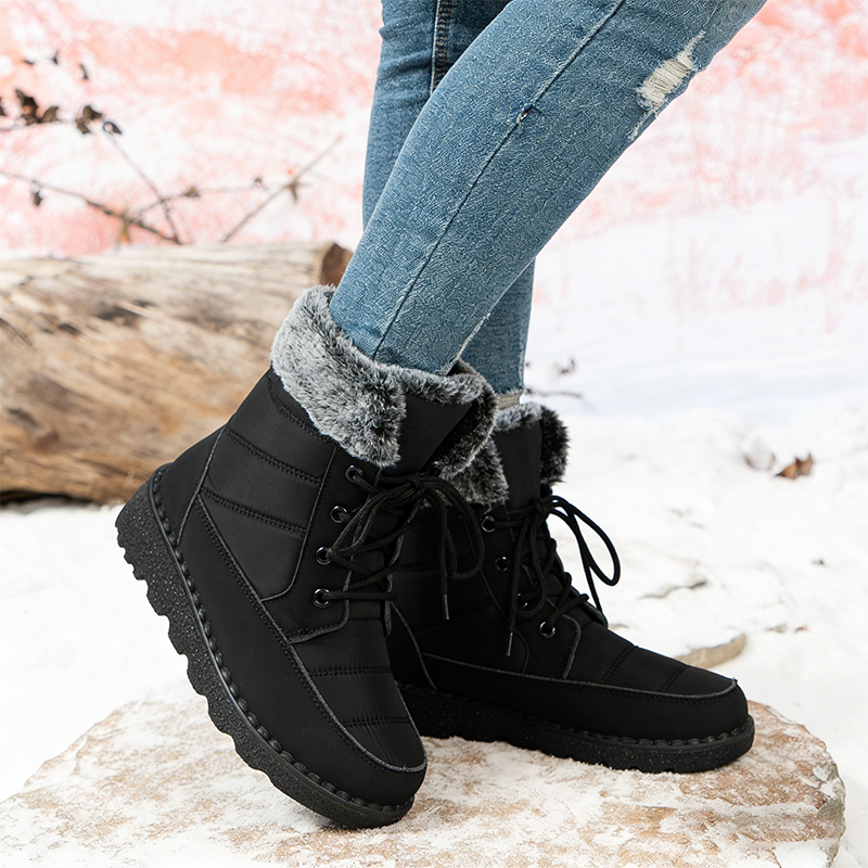Comfortable, warm boots with a non-slip sole